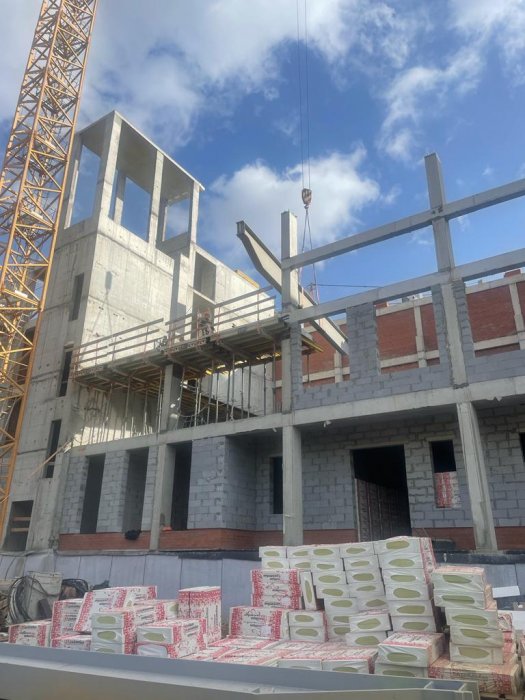 «Новое здание школы на ул. Советской в Кировском районе г. Екатеринбурга». 